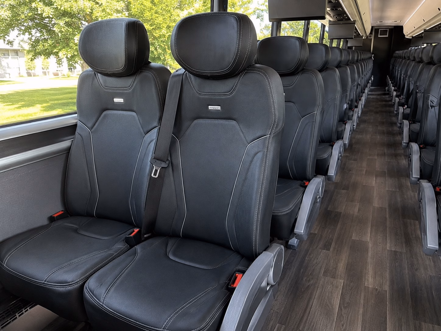 bus rentals to galveston island winery and seawall stops