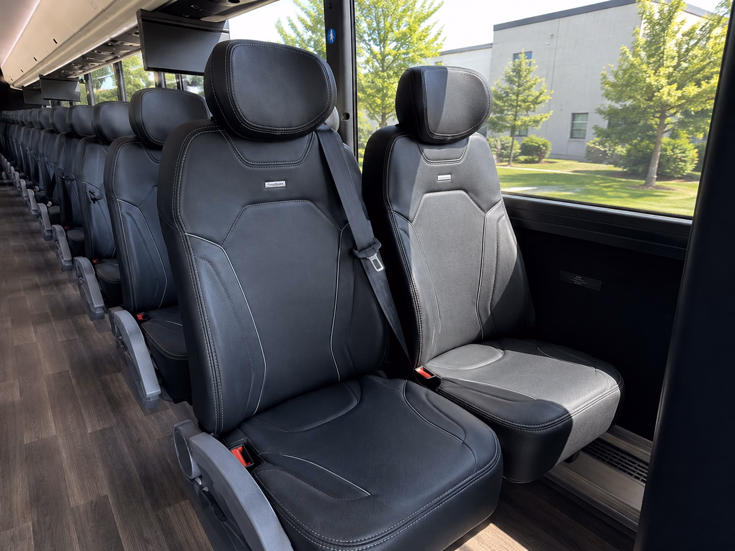 charter bus and shuttle transfers to william p hobby airport hou