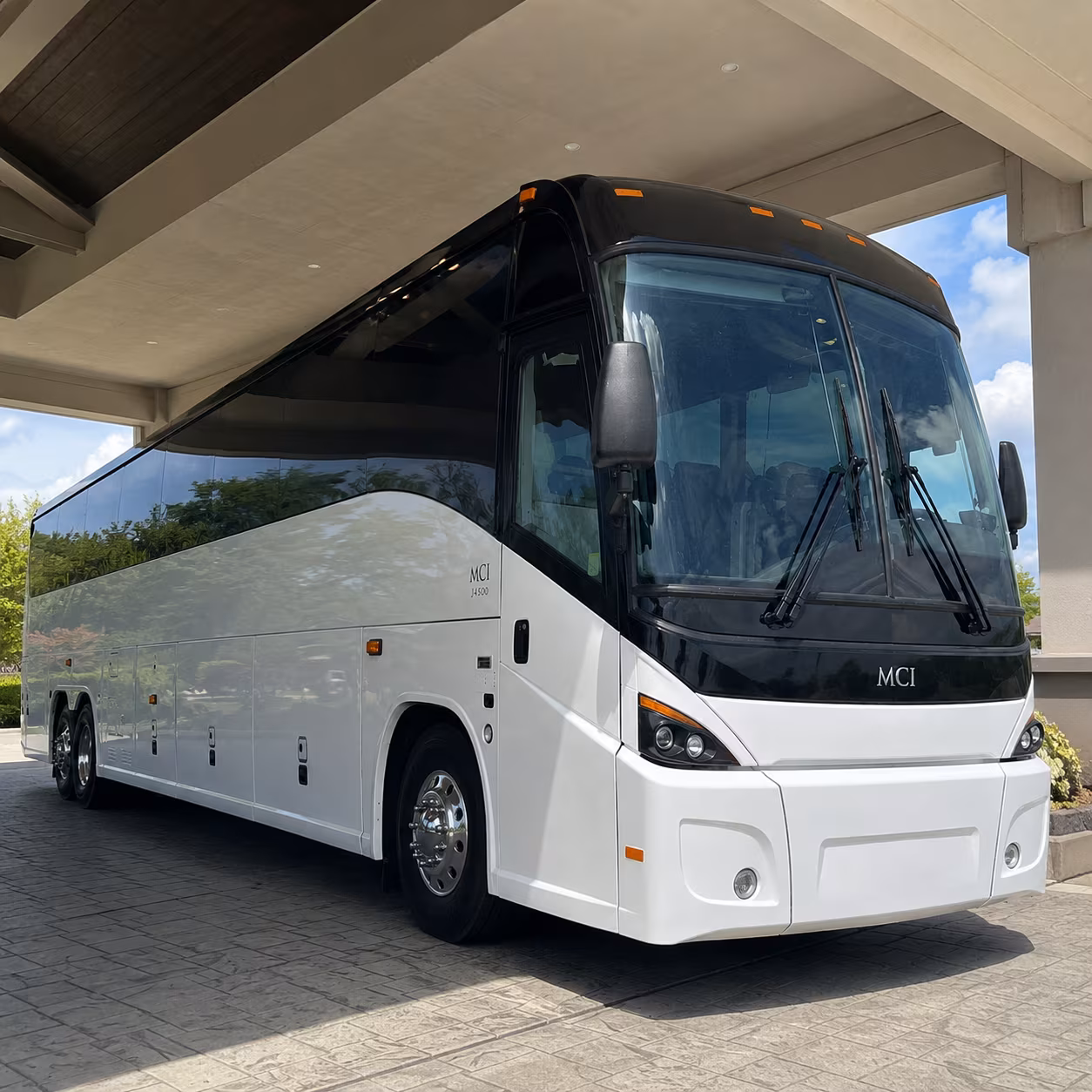 daily shuttle buses along the sh 288 corridor to the texas medical center